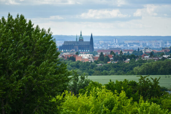 2025_6_Ideal_kickoff_low-1